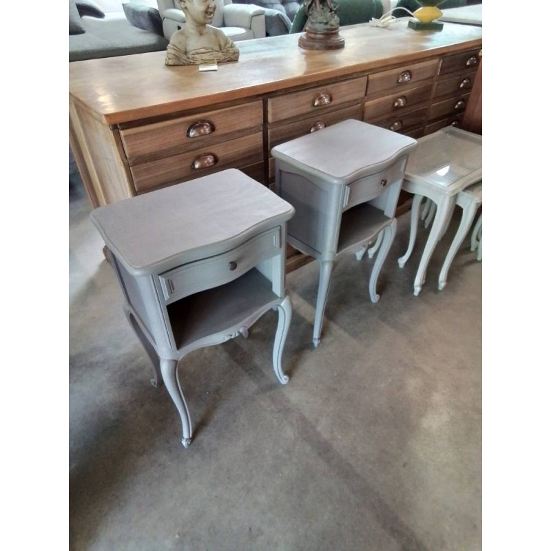 CHEVET PIEDS GALBÉS 1 TIROIR 1 NICHE BOIS PEINT TAUPE