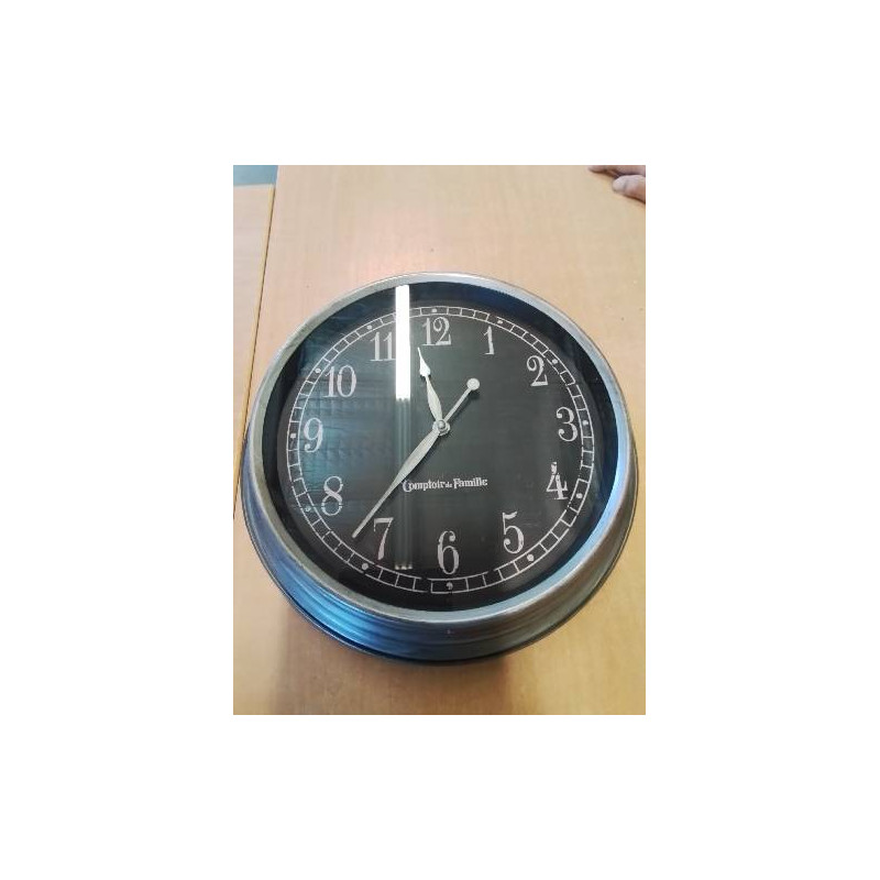 HORLOGE RONDE MÉTAL COMPTOIR DE FAMILLE 