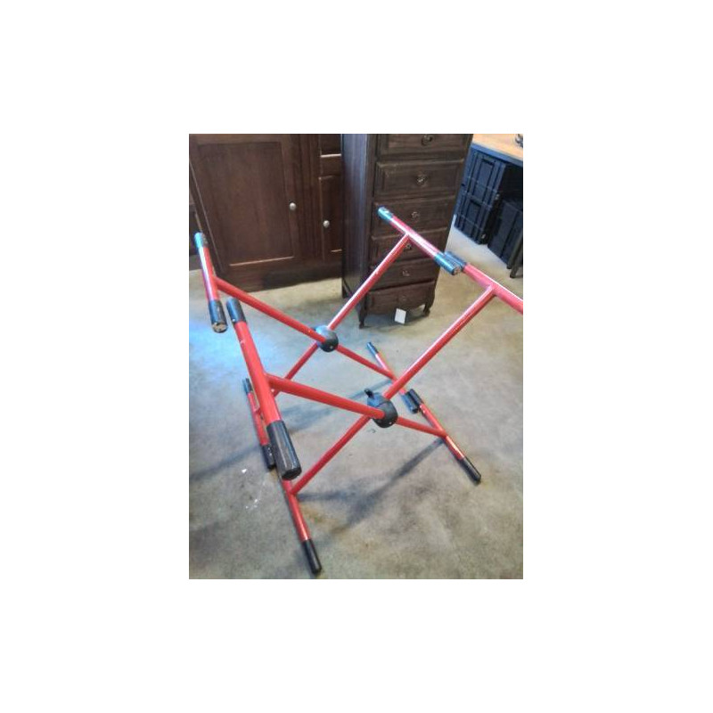TRETEAU PLIANT MÉTAL ROUGE RODET