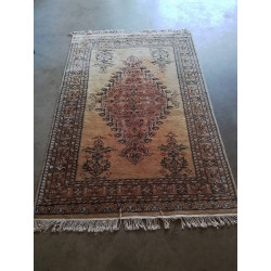TAPIS LAINE FAIT MAIN...