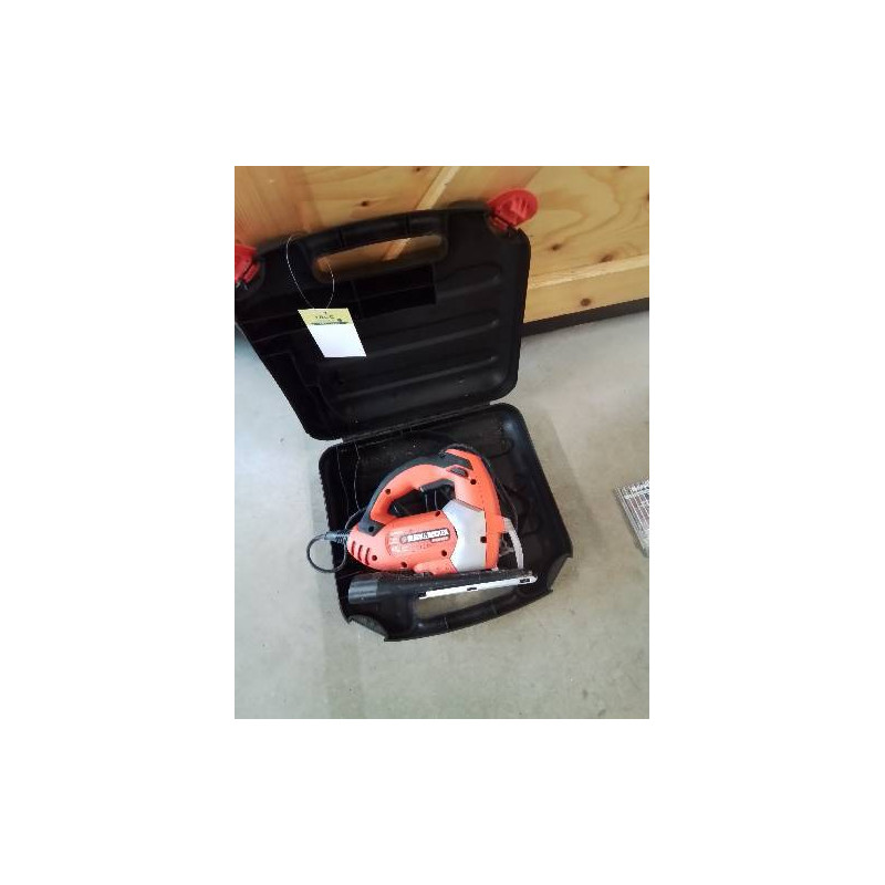 SCIE SAUTEUSE BLACK&DECKER KS999E