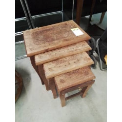4 TABLES BASSES GIGOGNES...