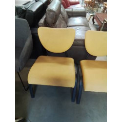 CHAISE D’ACCUEIL PIÈTEMENT...