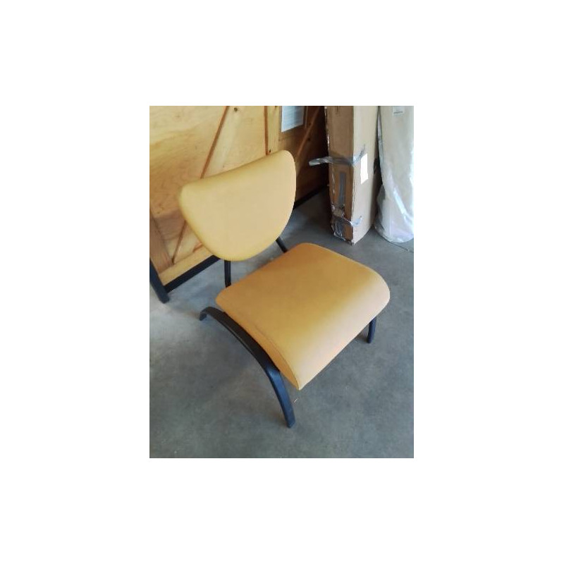 CHAISE D’ACCEUIL PIETEMENT MÉTAL NOIR ASSISE ET DOSSIER PU JAUNE