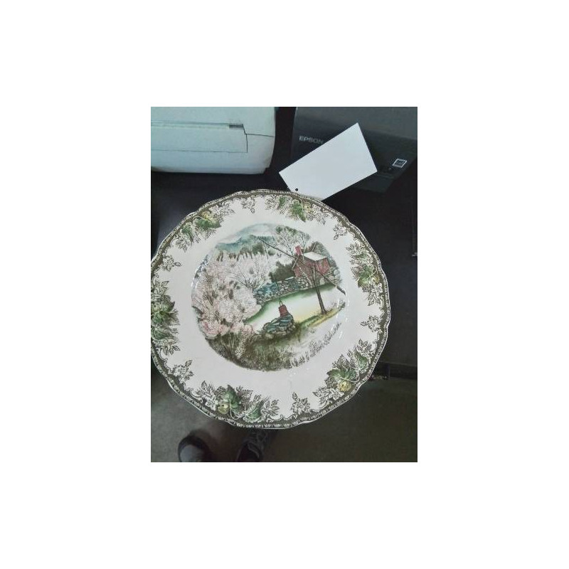 ASSIETTE CÉRAMIQUE JOHNSON BROS ENGLAND THE FRIENDLY VILLAGE 