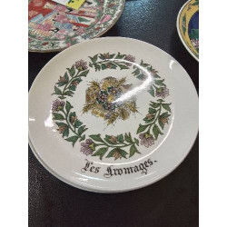 6 ASSIETTES A FROMAGE...