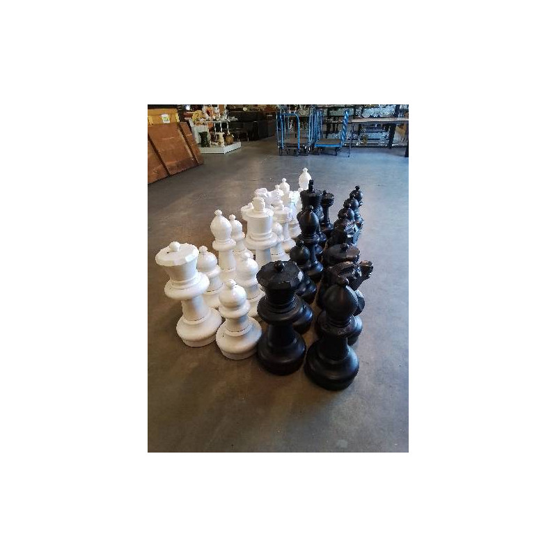 JEU D’ÉCHEC GÉANT RESINE 32 PIÈCES ROLLY-TOYS GERMANY