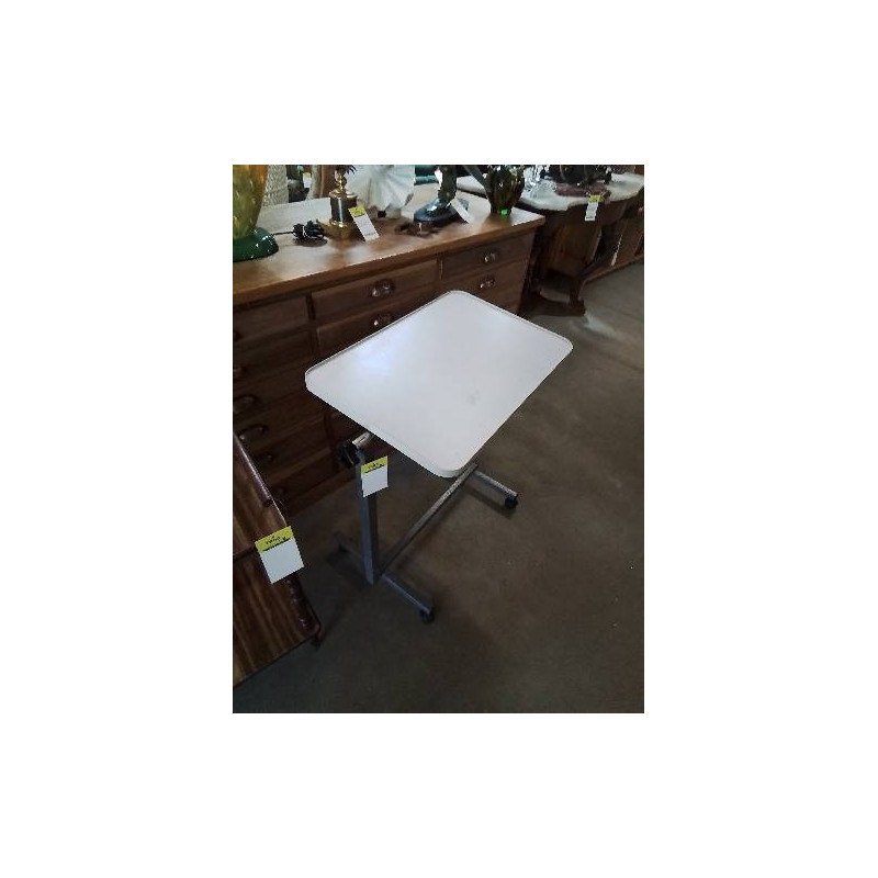 TABLE DE LIT RÉGLABLE INVACARE