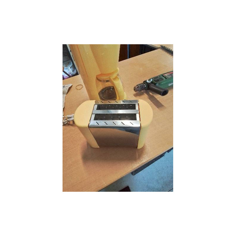 GRILLE PAIN INOX JAUNE