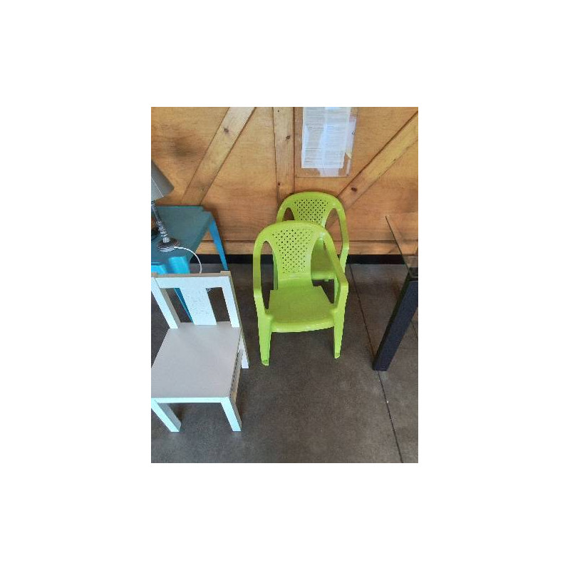 CHAISE DE JARDIN ENFANT PU VERT