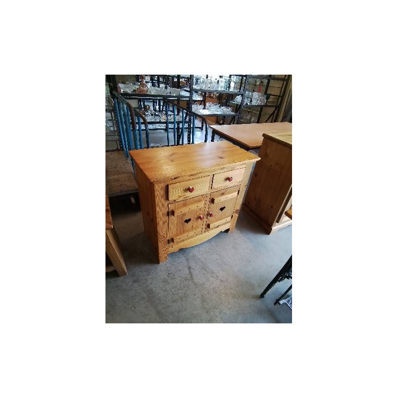 BUFFET PIN 2 PORTES AU COEUR 2 TIROIRS 