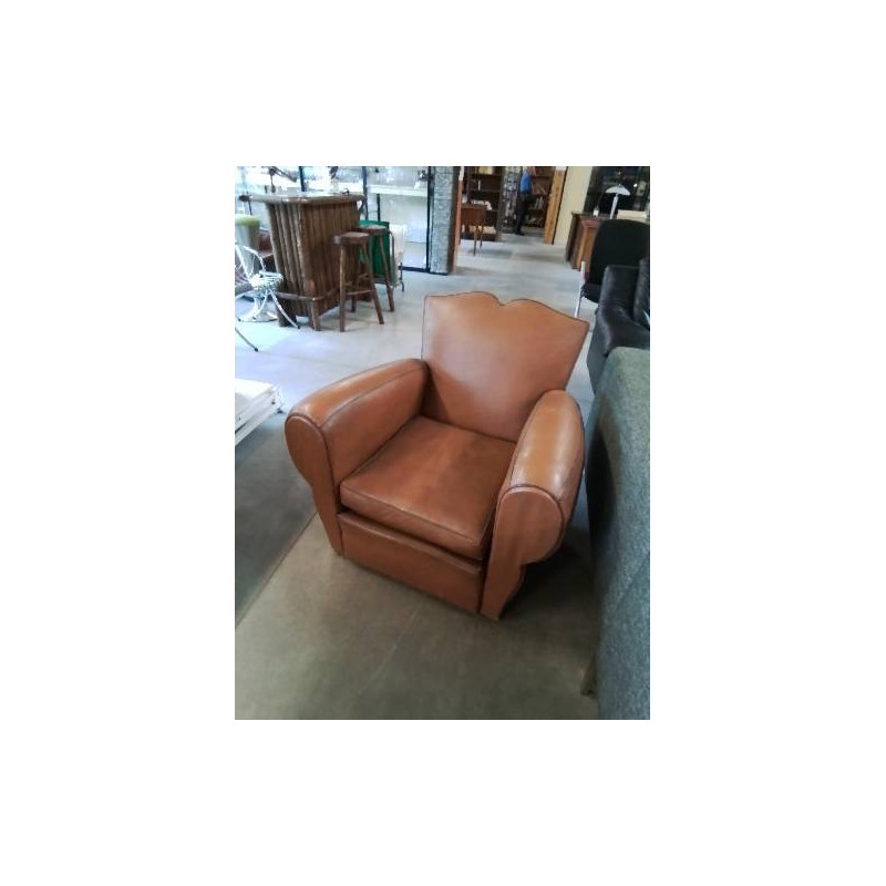 FAUTEUIL CLUB SKAÏ COGNAC DOSSIER MOUSTACHE ANNÉES 50