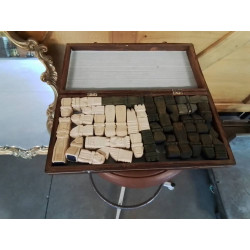 COFFRET JEU D ECHECS  BOIS