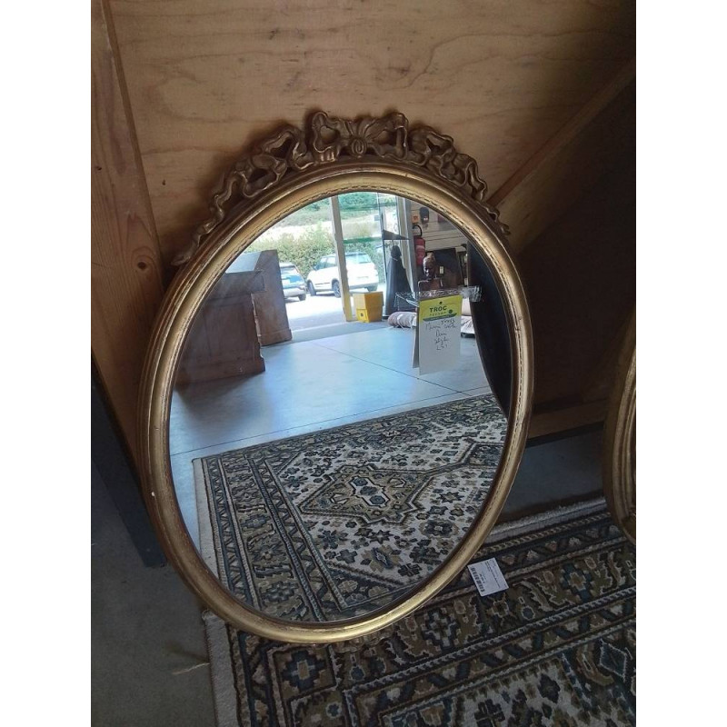 MIROIR OVALE DORÉ STYLE LOUIS XVI 
