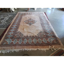 TAPIS FAIT MAIN BEIGE...