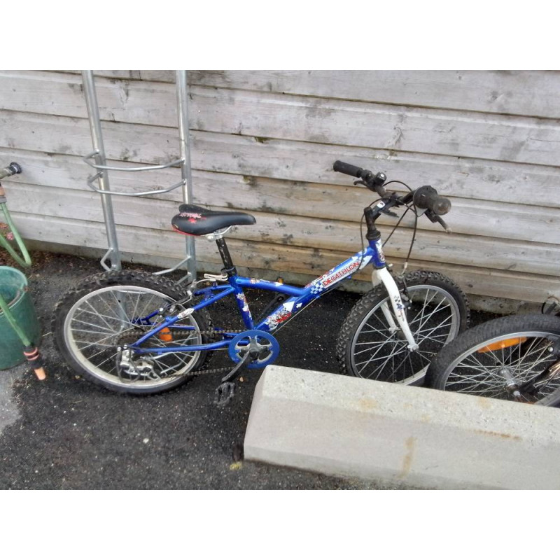 VÉLO D ENFANT DÉCATHLON BLEU 