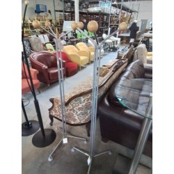 PERROQUET MÉTAL GRIS TRIPODE 3 PATÈRES BOULES BOIS 