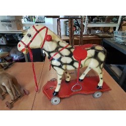 CHEVAL A ROULETTES CARTON BOUILLI LE FAVORI ANNÉES 50 EN L’ÉTAT 